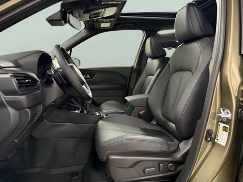 New 2025 Subaru Forester Limited w/ Popular Package image 17