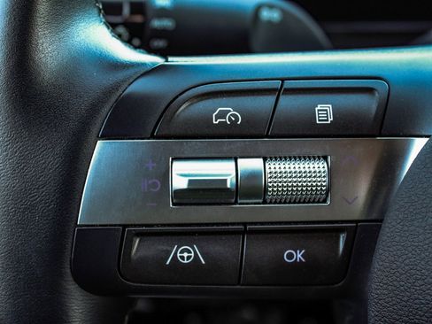 Used 2025 Hyundai Kona SEL image 26