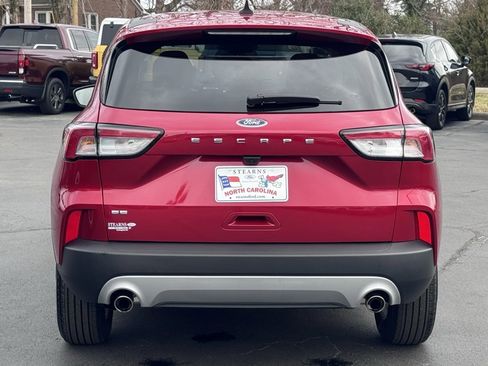 Used 2022 Ford Escape SE w/ Convenience Package image 18