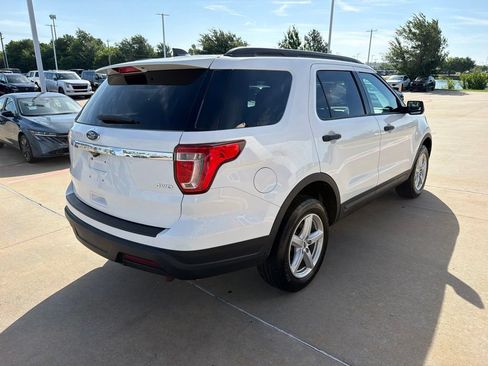 Used 2018 Ford Explorer 4WD image 5