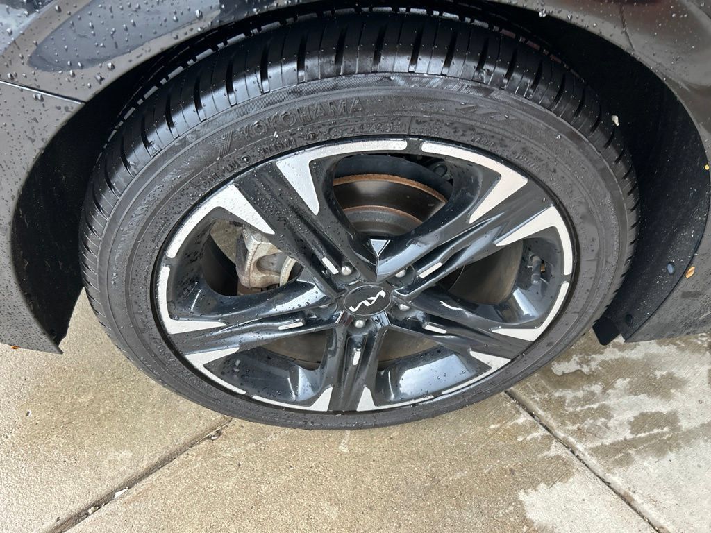 Used 2022 Kia K5 GT-Line w/ GT-Line Awd Premium Package image 17