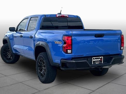 Used 2025 Chevrolet Colorado Trail Boss AWD/4WD image 11