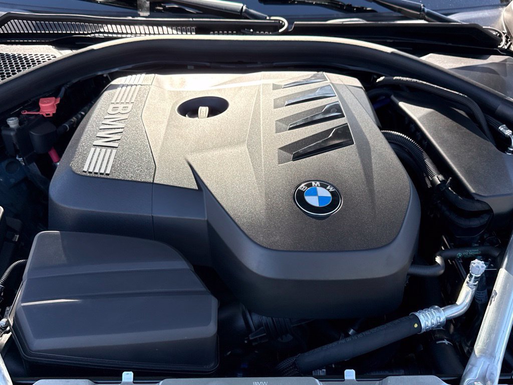Used 2026 BMW 430i Coupe w/ M Sport Package RWD image 32