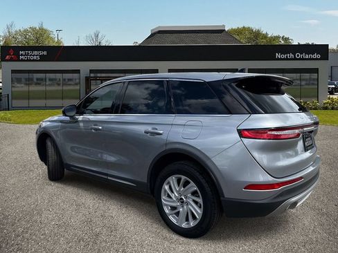 Used 2023 Lincoln Corsair FWD image 3