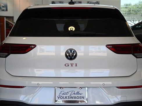 New 2025 Volkswagen GTI SE image 5