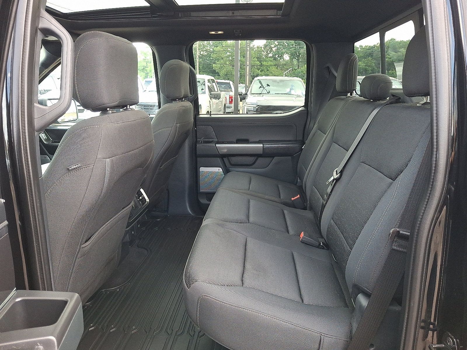 Used 2021 Ford F150 XLT w/ Equipment Group 302A High AWD/4WD image 10