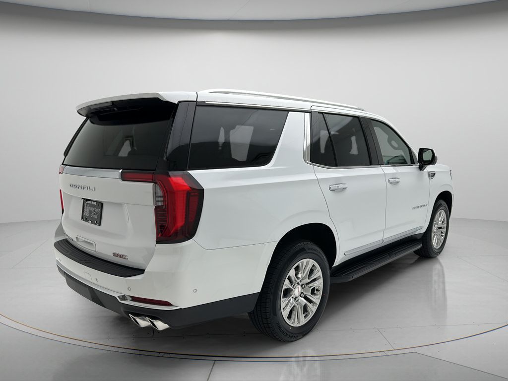 Used 2025 GMC Yukon Denali AWD/4WD image 5
