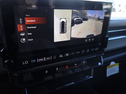 New 2026 GMC Hummer EV SUV AWD/4WD image 15