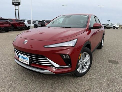 New 2026 Buick Envista Preferred image 2