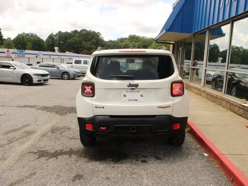 Used 2017 Jeep Renegade Trailhawk w/ Premium Trailhawk Package AWD/4WD image 5