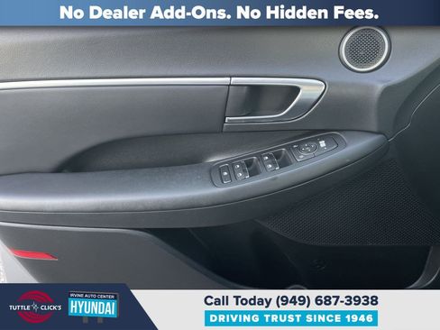 Used 2023 Hyundai Sonata SEL w/ Convenience Package FWD image 24