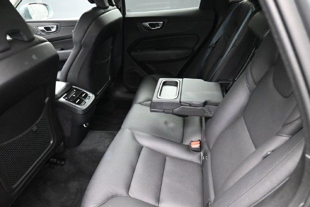 Used 2020 Volvo XC60 T5 Inscription w/ Protection Package Premier AWD/4WD image 19