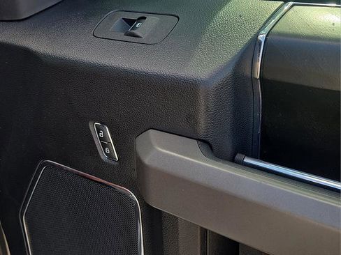 Used 2019 Ford F150 Platinum w/ Equipment Group 701A Luxury image 14