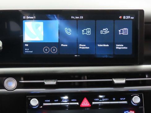 Used 2025 Hyundai Santa Cruz SEL image 13