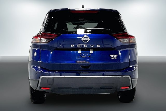 Used 2025 Nissan Rogue SV AWD/4WD image 6