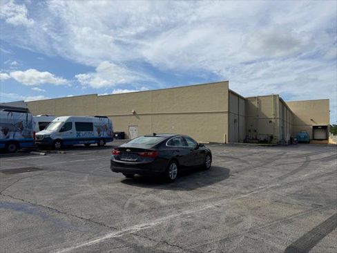 Used 2023 Chevrolet Malibu LT image 5