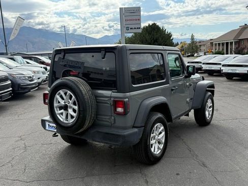 Used 2023 Jeep Wrangler Sport S image 6