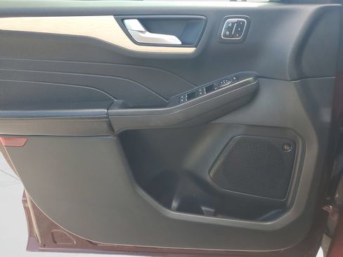 Used 2021 Ford Escape Titanium w/ Titanium Elite Package FWD image 20