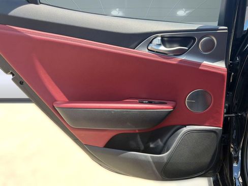 Used 2018 Kia Stinger GT1 RWD image 24