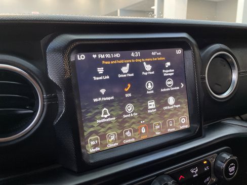 Used 2021 Jeep Wrangler Unlimited Sahara w/ Cold Weather Group image 25