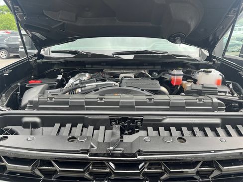 New 2026 Chevrolet Silverado 2500 ZR2 AWD/4WD image 21