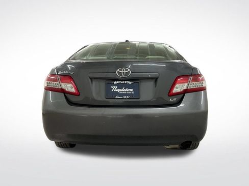 Used 2011 Toyota Camry LE FWD image 21