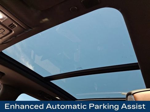 Used 2024 GMC Yukon XL Denali Ultimate AWD/4WD image 17