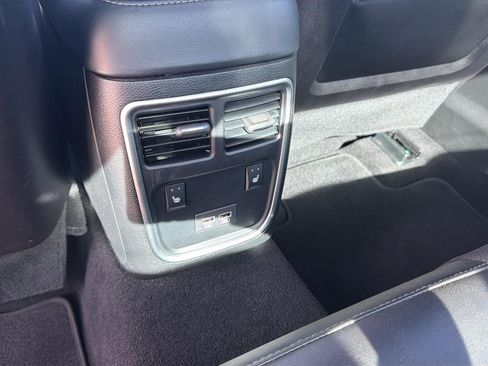 Used 2022 Dodge Charger R/T w/ Plus Group RWD image 23