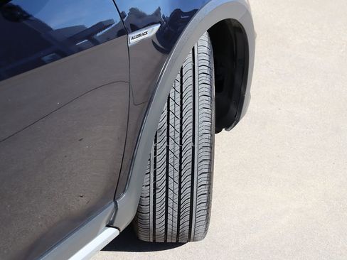 Used 2017 Volkswagen Golf Alltrack SEL image 19