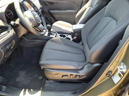 Certified 2025 Subaru Forester Premium w/ Convenience Package #1 AWD/4WD image 11