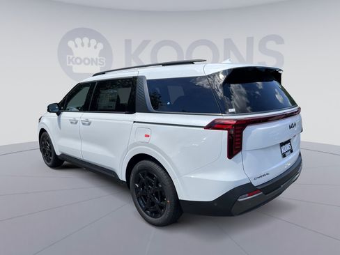 New 2026 Kia Carnival SX Prestige FWD image 4
