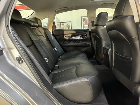 Used 2013 INFINITI M35 w/ Premium Pkg RWD image 15