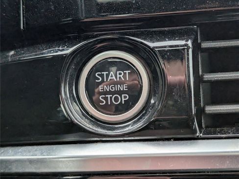 Used 2022 Nissan Pathfinder SL w/ SL Premium Package image 30