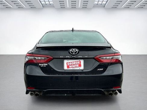Used 2022 Toyota Camry XSE image 5