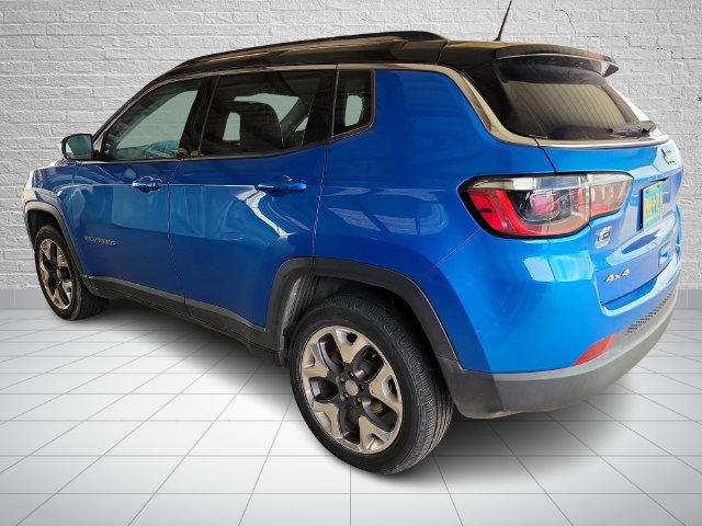 Used 2018 Jeep Compass Limited AWD/4WD image 2