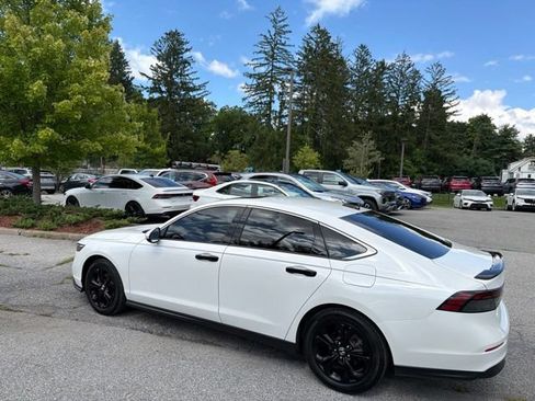 Used 2024 Honda Accord EX image 6