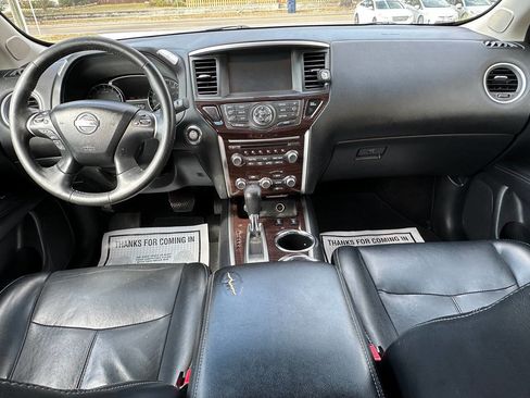 Used 2014 Nissan Pathfinder SL w/ SL Tech Package image 12