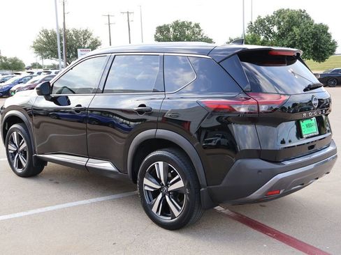 Used 2023 Nissan Rogue SL FWD image 9