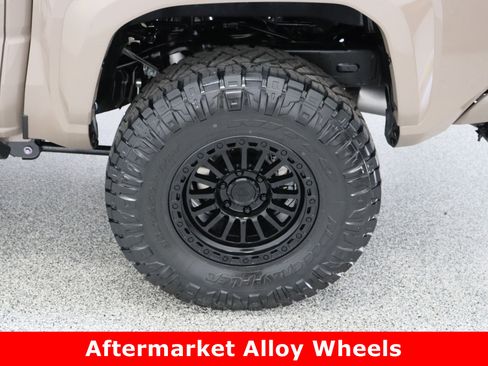 Used 2026 Toyota Tacoma TRD Sport image 10