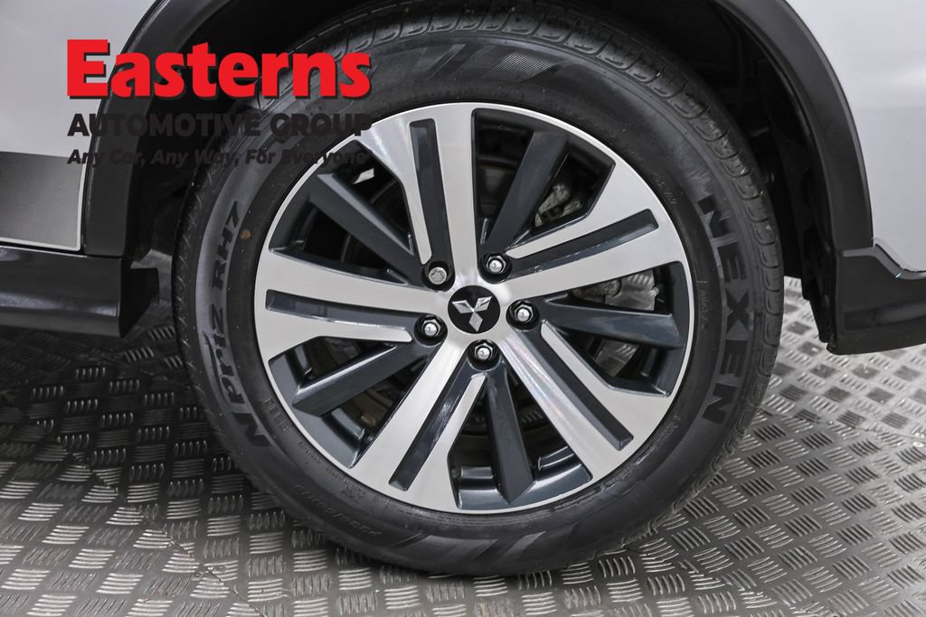 Used 2021 Mitsubishi Outlander Sport ES FWD image 34