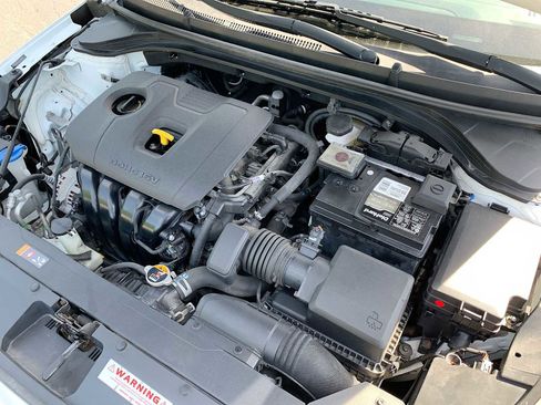 Used 2020 Hyundai Elantra SEL FWD image 26
