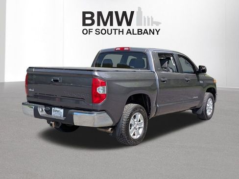 Used 2018 Toyota Tundra SR5 w/ SR5 Upgrade Package AWD/4WD image 6