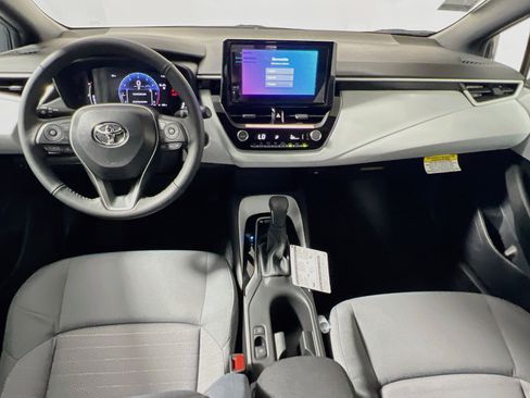 Used 2026 Toyota Corolla SE FWD image 29