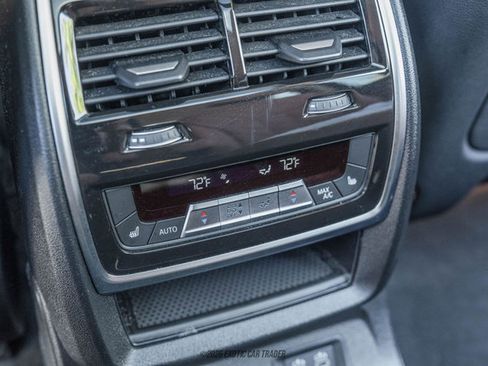 Used 2024 BMW X7 xDrive40i image 39