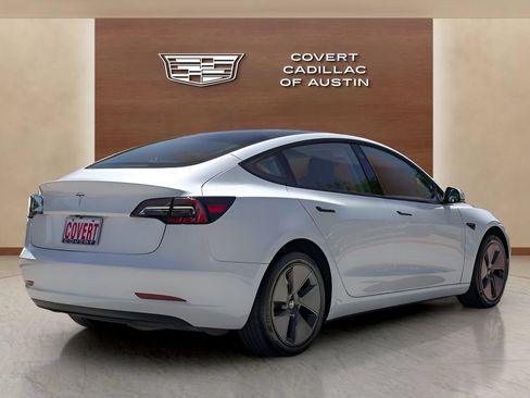 Used 2023 Tesla Model 3 Standard Range RWD image 4