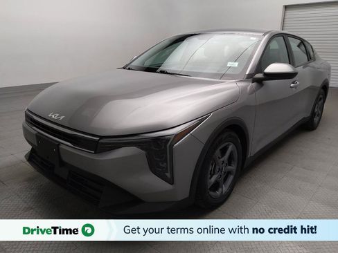 Used 2025 Kia K4 FWD image 1