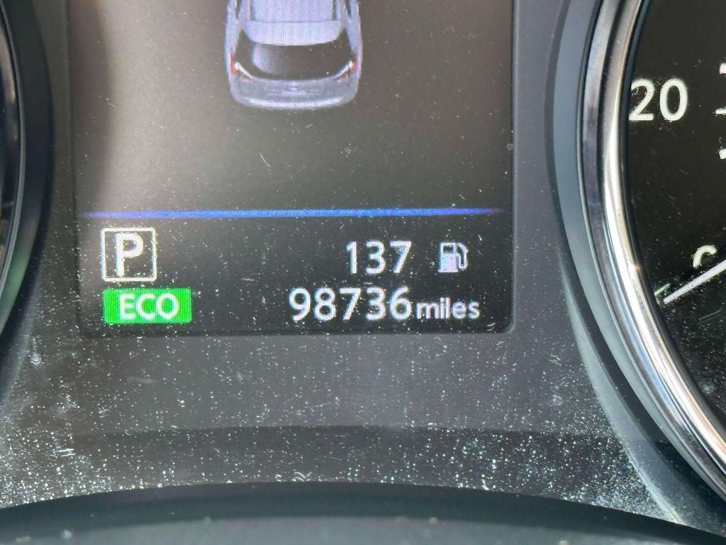 Used 2018 Nissan Rogue SV AWD/4WD image 26