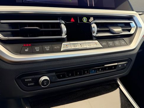 Used 2019 BMW 330i 330i w/ Convenience Package image 18