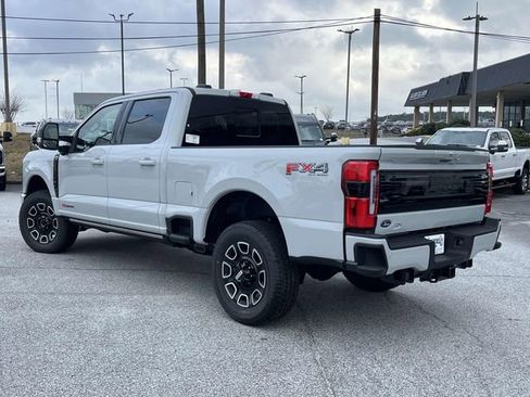 New 2026 Ford F250 Platinum AWD/4WD image 4