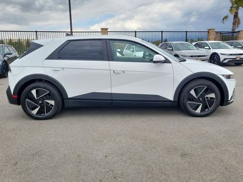 New 2026 Hyundai Ioniq 5 SEL RWD image 32